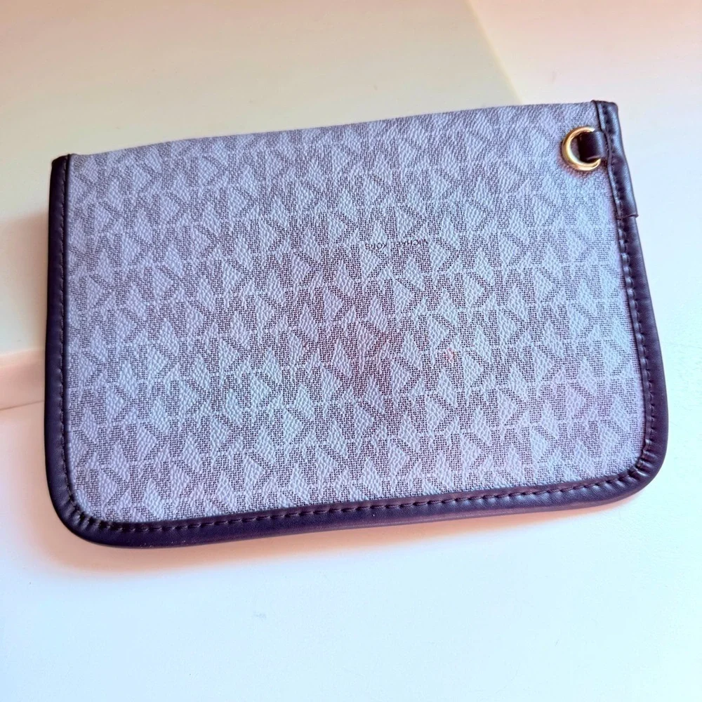 Micheal Kors Monogrammed Wristlet/Clutch